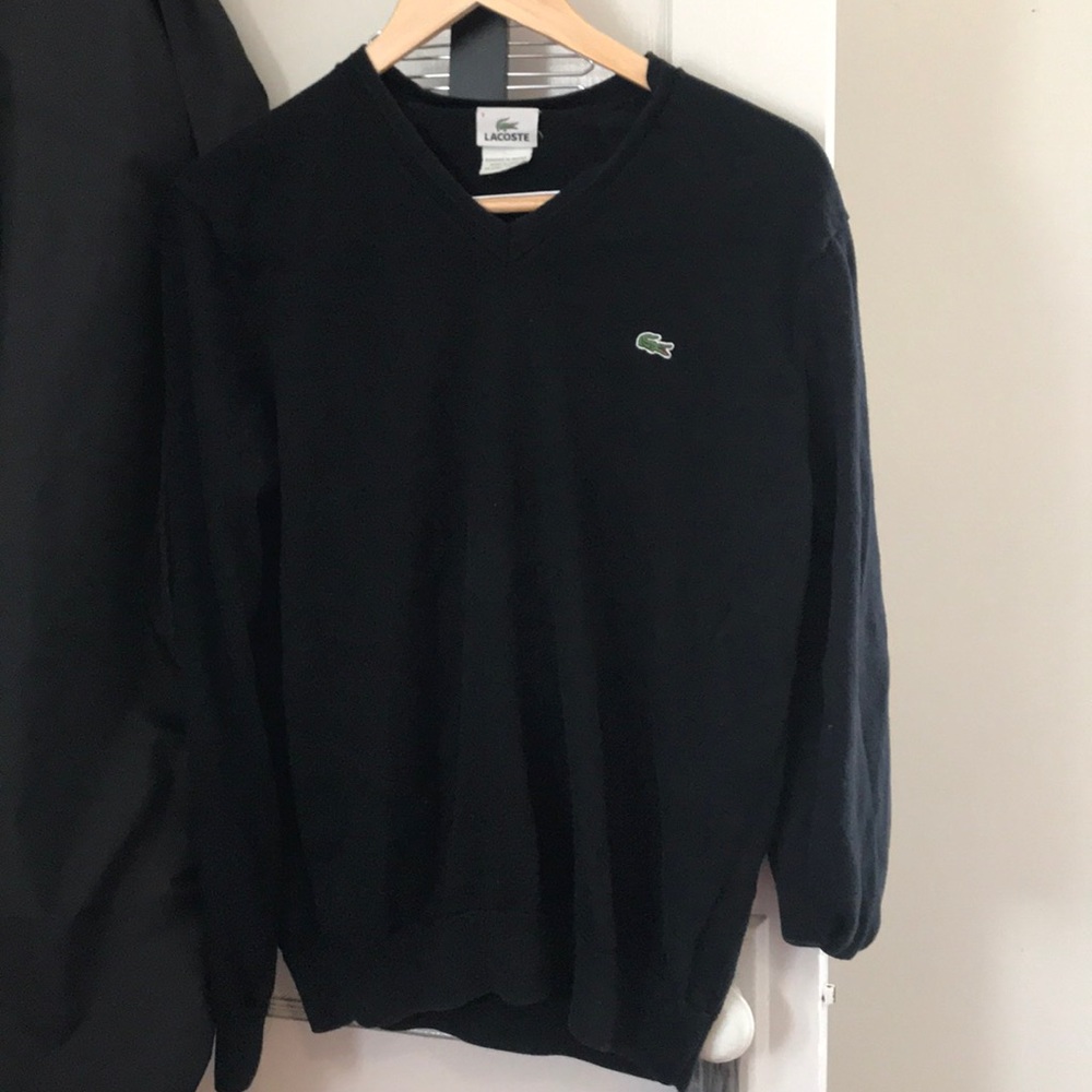LACOSTE MENS V NECK SWEATER size 5